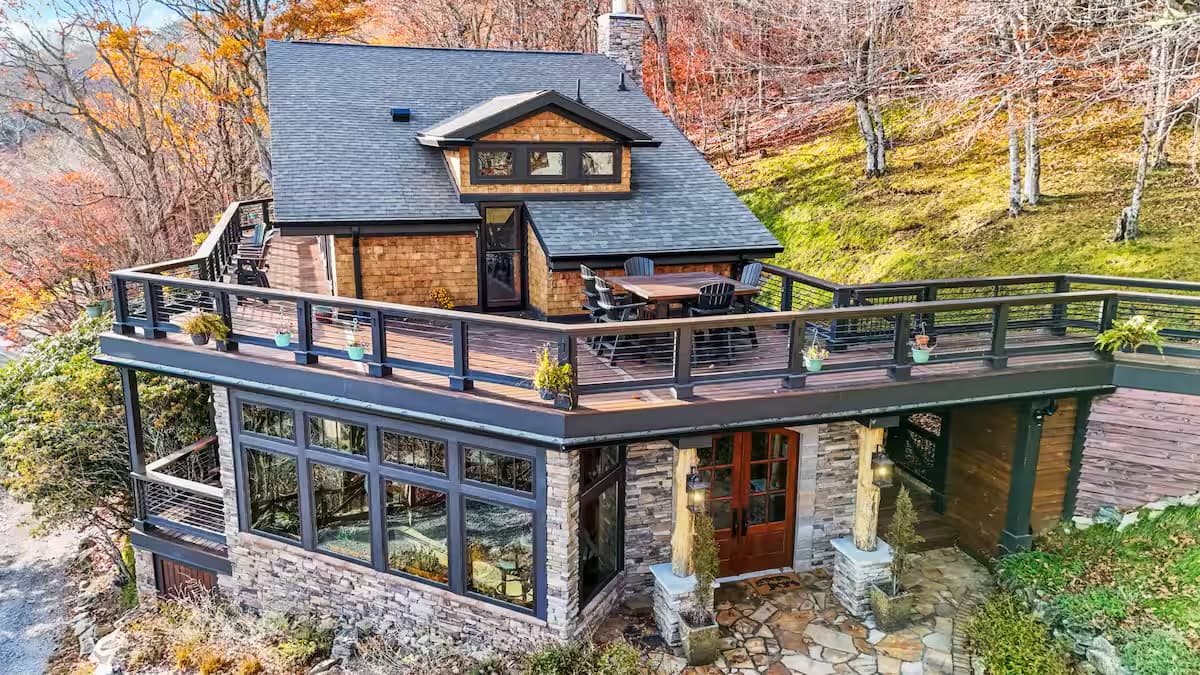 Mama Bear Cabin photo 1