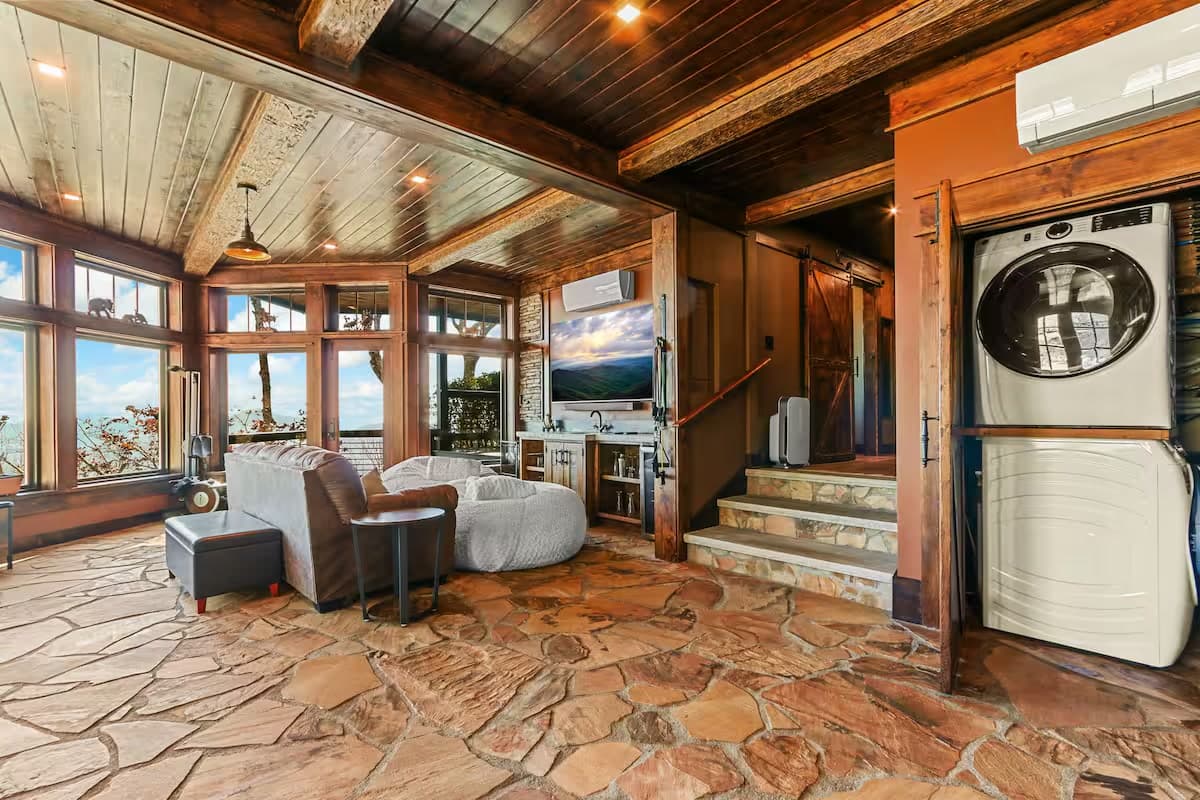 Mama Bear Cabin photo 7