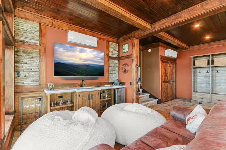 Mama Bear Cabin photo 8