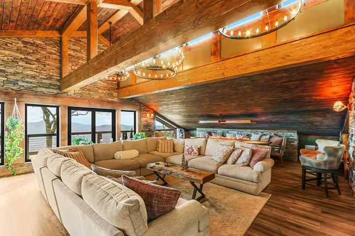 Mama Bear Cabin photo 34