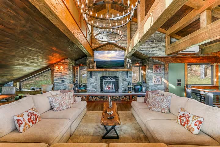 Mama Bear Cabin photo 36