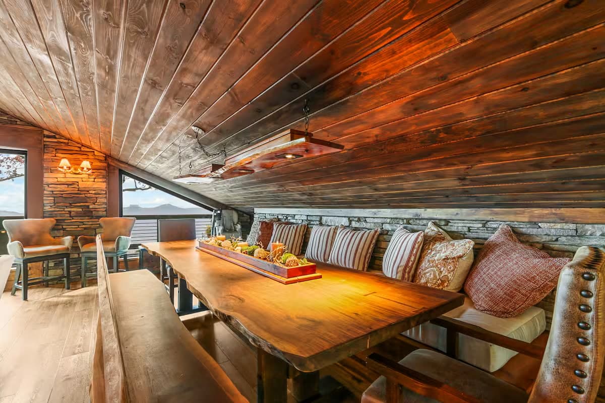 Mama Bear Cabin photo 43