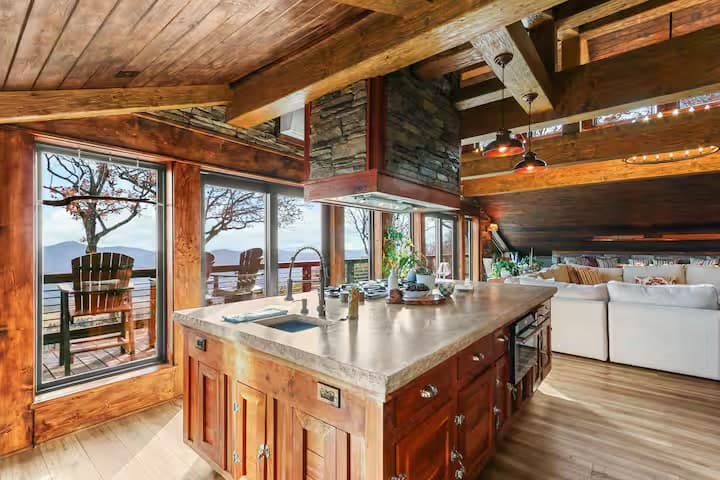 Mama Bear Cabin photo 47