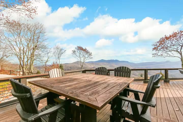 Mama Bear Cabin photo 51