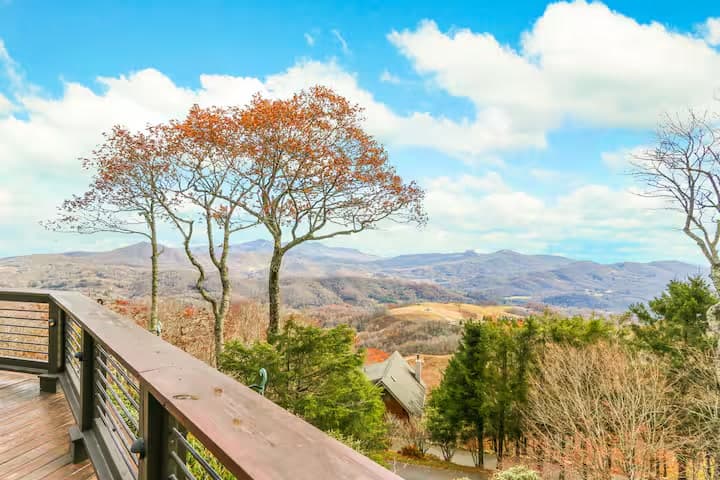 Mama Bear Cabin photo 56