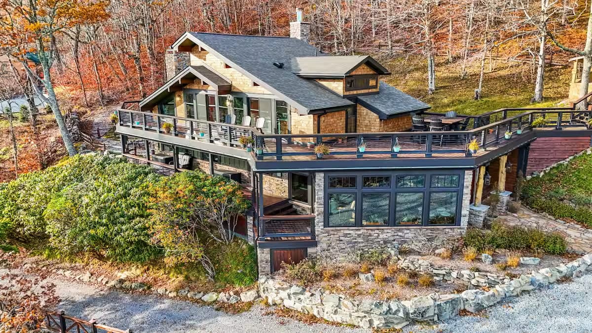 Mama Bear Cabin photo 61