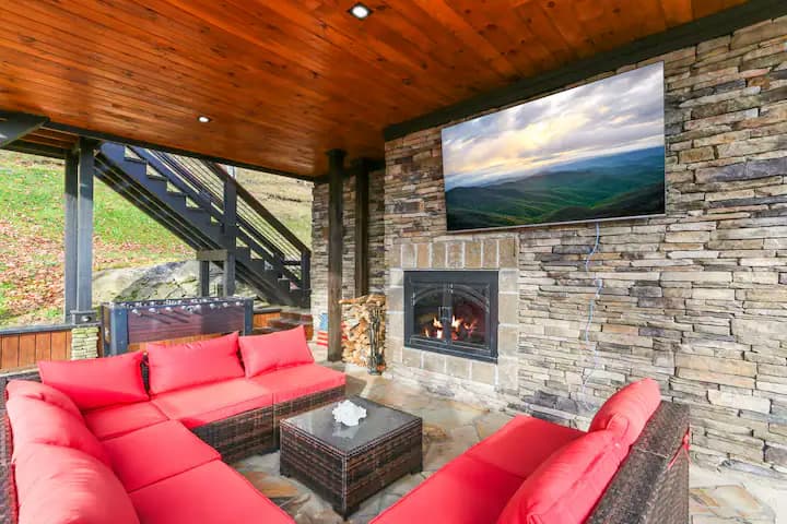 Mama Bear Cabin photo 63