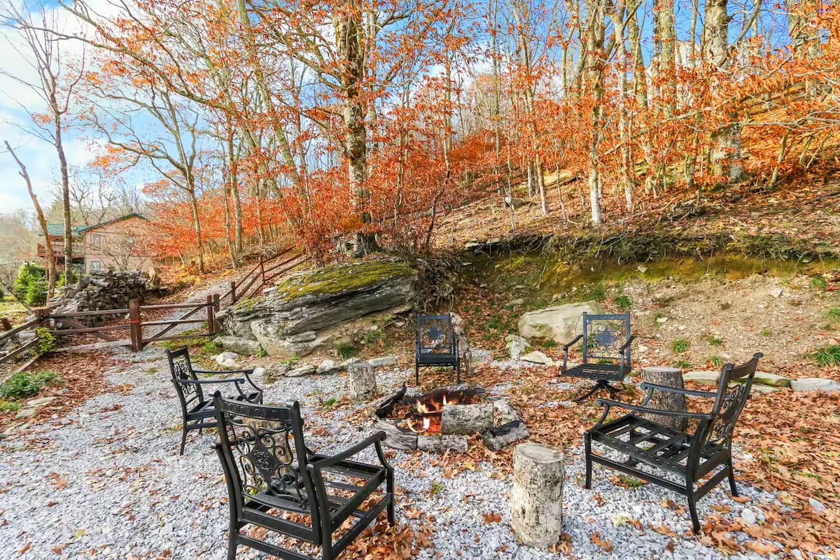 Mama Bear Cabin photo 67